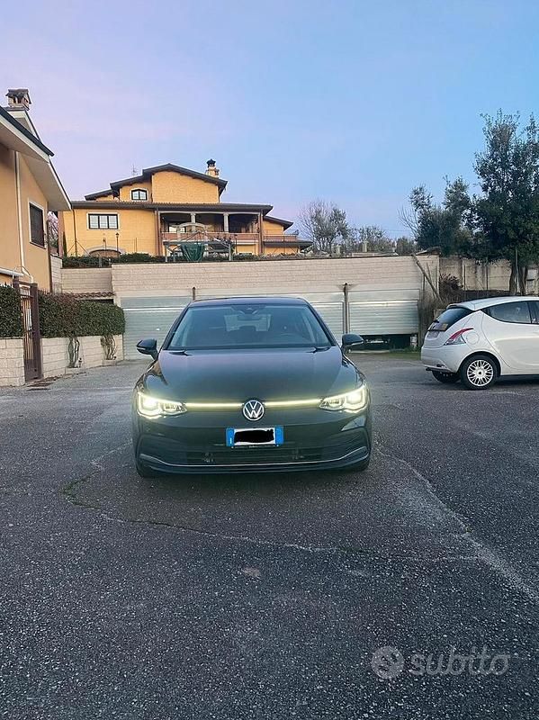 Usata VW Golf VIII Style 115 CV (84 kW) 2020 Nero Berlina