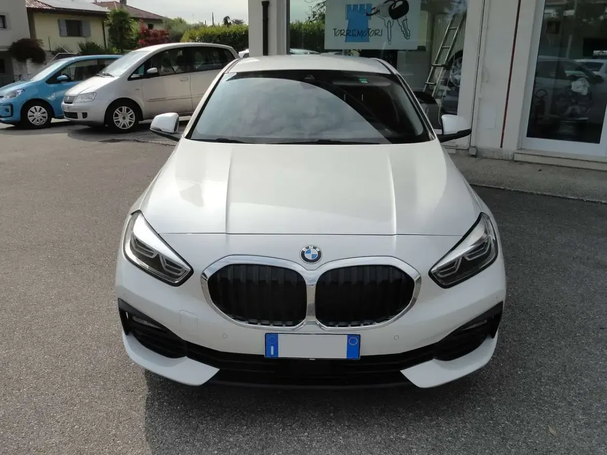 Usata BMW 118 Advantage 150 CV (110 kW) 2022 Other Utilitaria