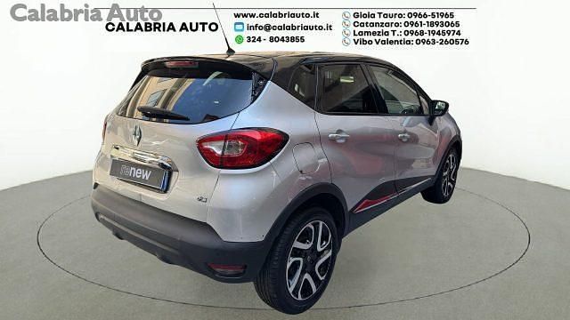 Usata Renault Captur Intens 90 CV (66 kW) 2015 Grigio SUV