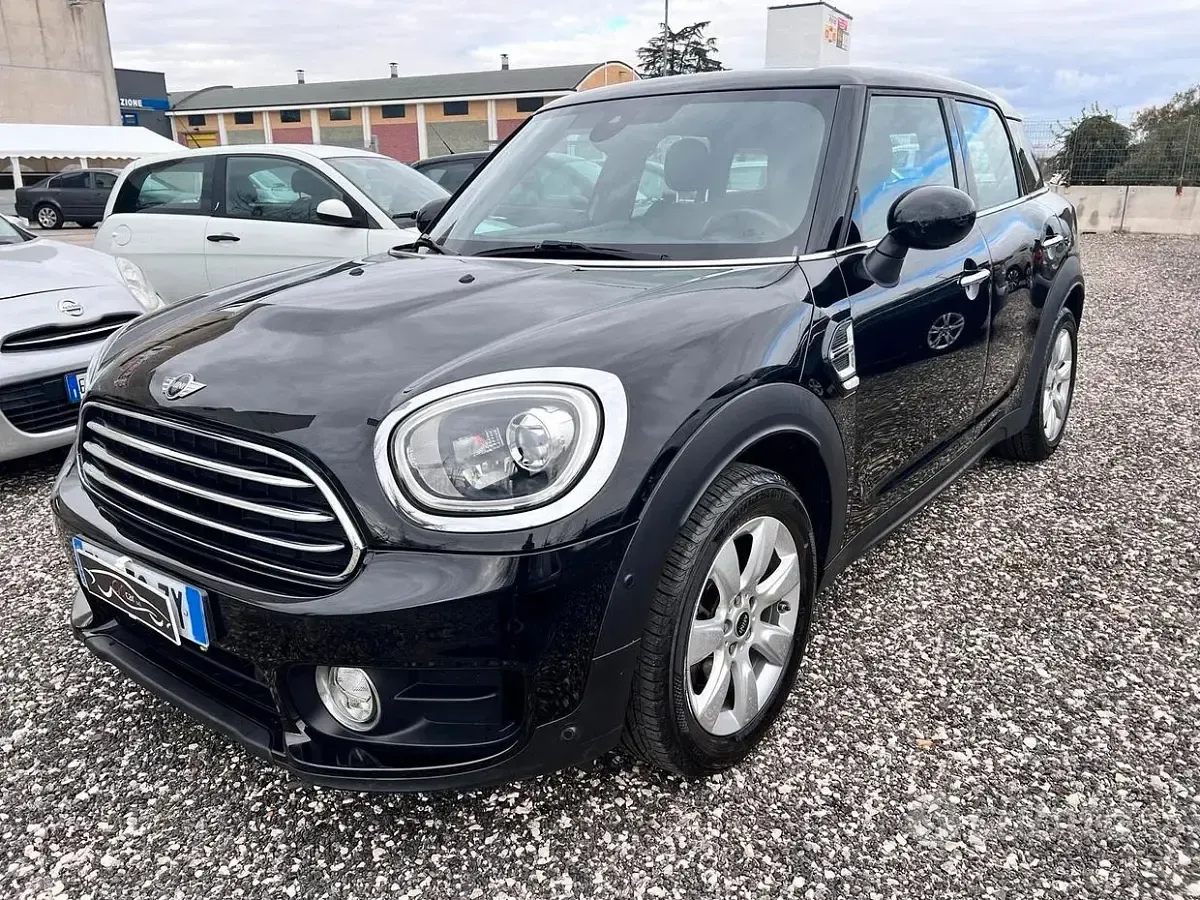 Usata Mini Cooper D Countryman 150 CV (110 kW) 2017 Nero SUV