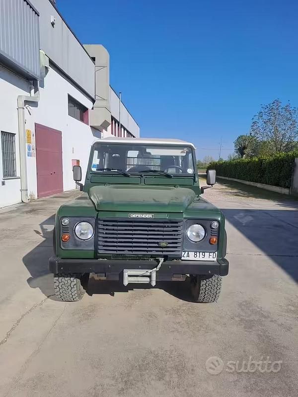 Usata Land Rover Defender 2000 Verde SUV