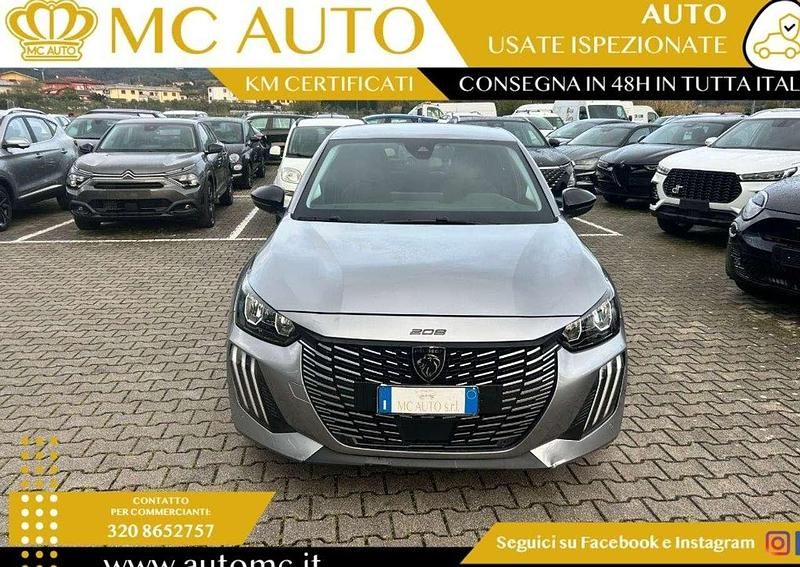 Usata Peugeot 208 Allure 101 CV (74 kW) 2025 Grigio scuro Utilitaria