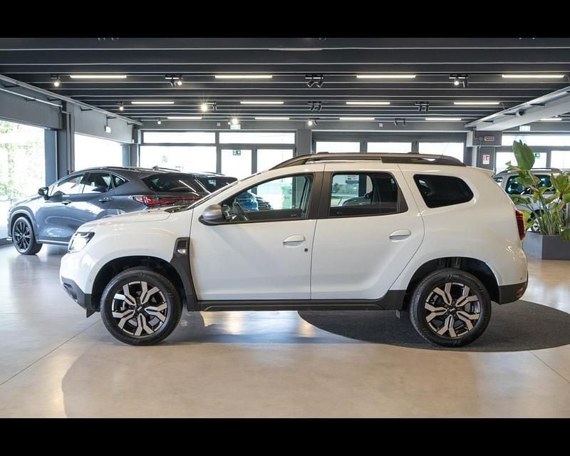 Usata Dacia Duster Journey 101 CV (74 kW) 2023 Bianco SUV