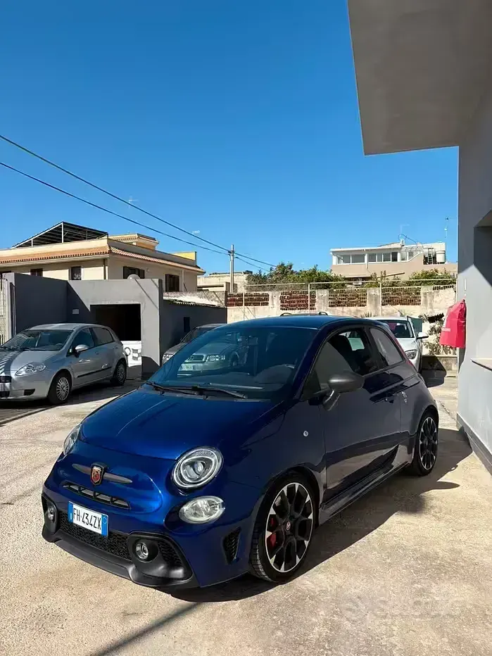 Usata Abarth 595 Competizione 180 CV (132 kW) 2017 Bluazzurro Berlina