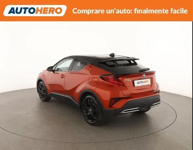 Usata Toyota C-HR 152 CV (111 kW) 2019 Arancione SUV
