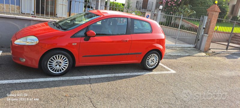 Rosso Usata 2006 Fiat Punto Due volumi | 3000 € - Immagine 1/4