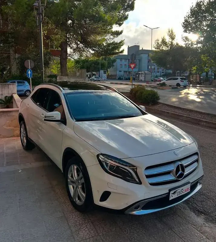 Usata Mercedes GLA200 136 CV (100 kW) 2016 SUV