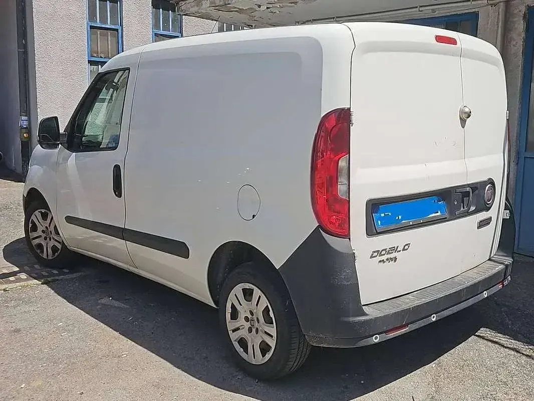 Usata Fiat Doblò Active 84 CV (61 kW) 2017 Bianco Monovolume