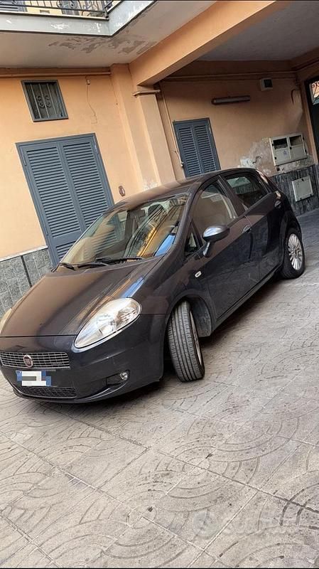 Usata Fiat Grande Punto 2009 Grigio Utilitaria