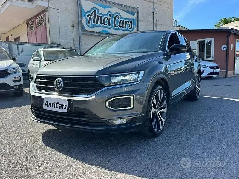 Usata VW T-Roc Advance 150 CV (110 kW) 2019 Grigio SUV