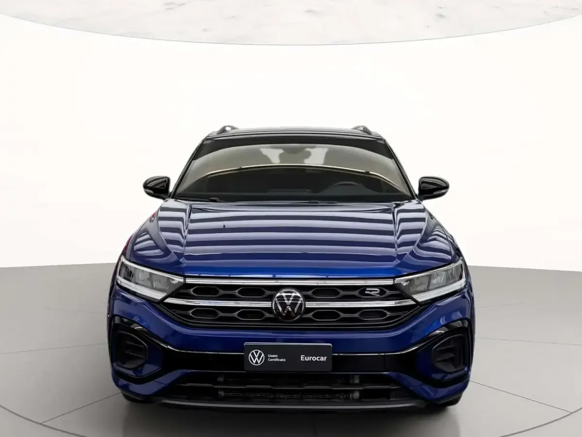 Usata VW T-Roc R-line 150 CV (110 kW) 2024 Lapiz blue metallizzato nero SUV