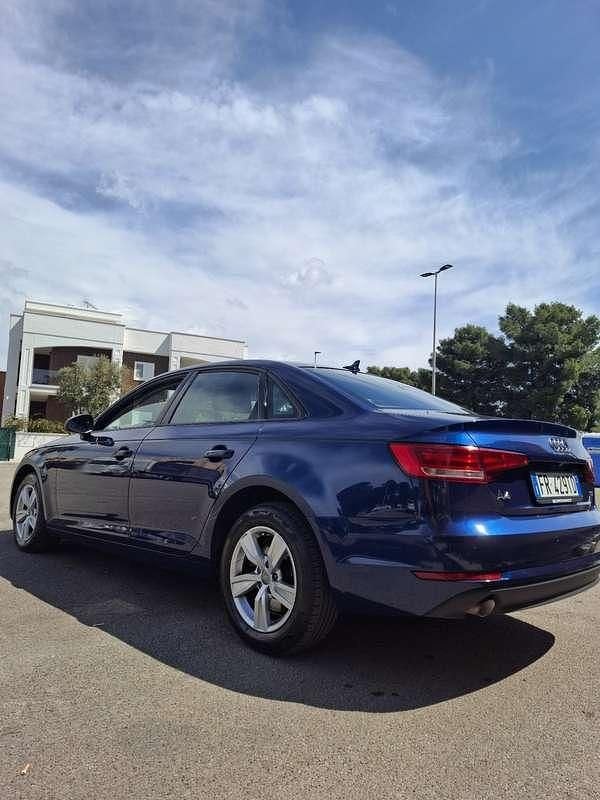 Usata Audi A4 Business 150 CV (110 kW) 2018 Berlina