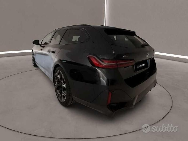 Usata BMW 520 Comfort Edition 197 CV (144 kW) 2024 Nero Station wagon