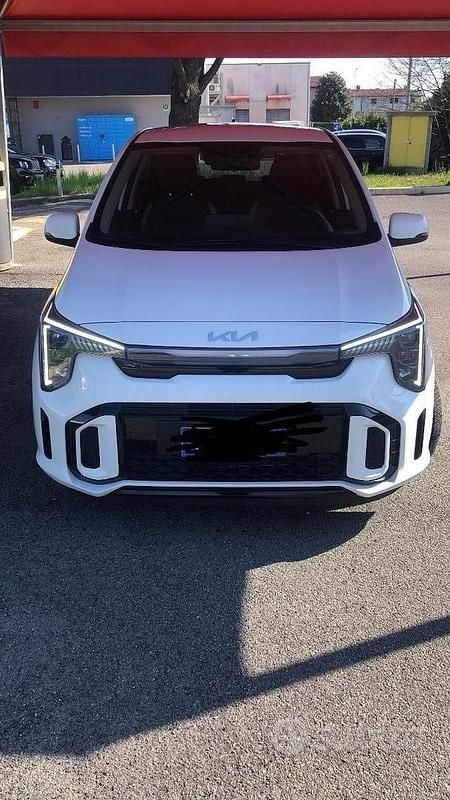 Usata Kia Picanto 63 CV (46 kW) 2024 Bianco Utilitaria