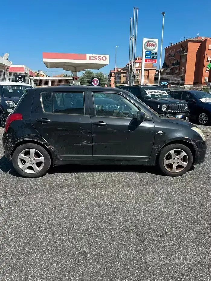 Usata Suzuki Swift 92 CV (67 kW) 2005 Nero Utilitaria