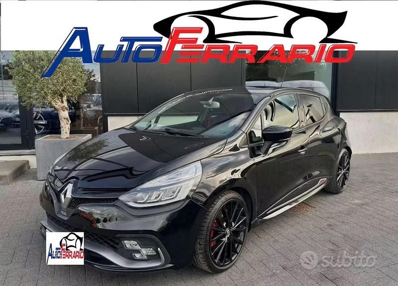 Second-hand Renault Clio IV Trophy 220 CP (161 kW) 2018 Negru Berlinǎ