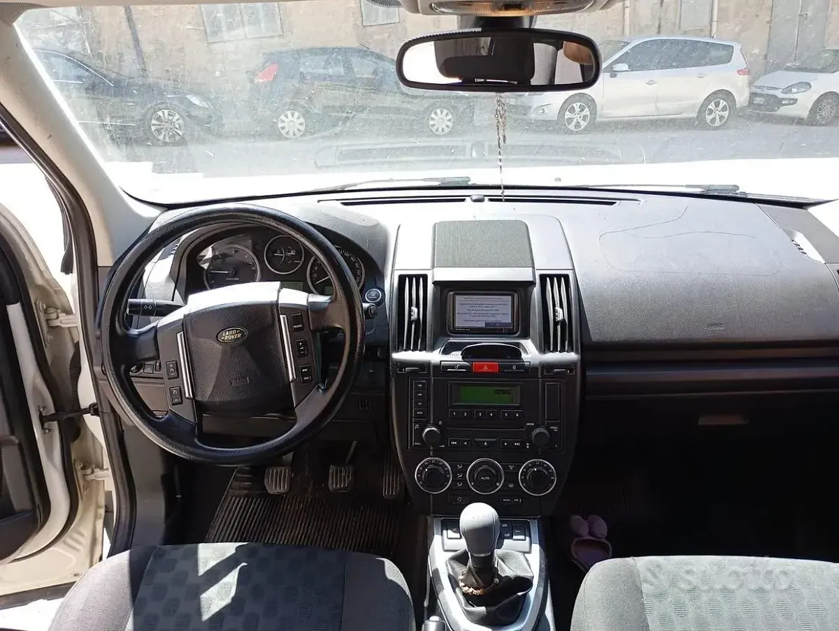 Usata Land Rover Freelander 2 160 CV (117 kW) 2008 Bianco SUV