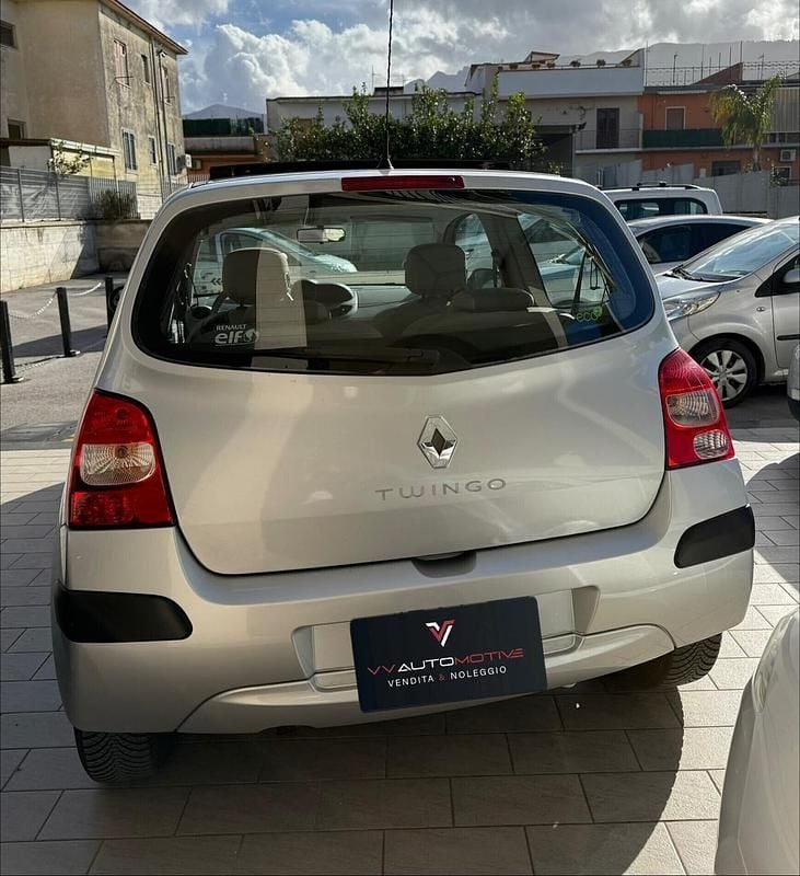 Usata Renault Twingo 76 CV (55 kW) 2008 Argento Utilitaria