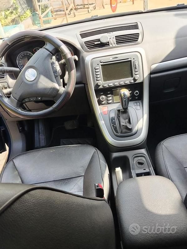 Usata Fiat Croma 150 CV (110 kW) 2010 Blu Station wagon