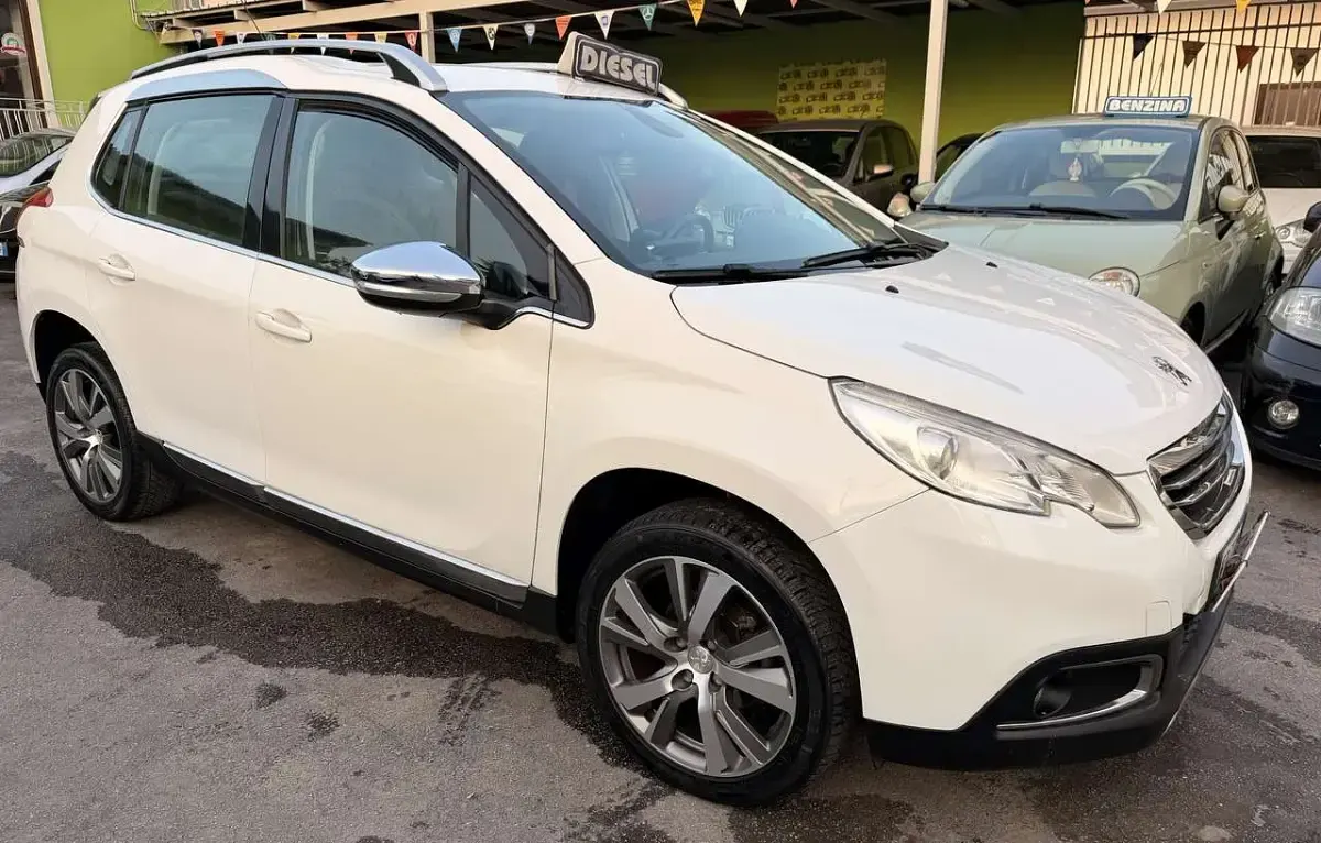 Usata Peugeot 2008 Allure 92 CV (67 kW) 2013 Other SUV