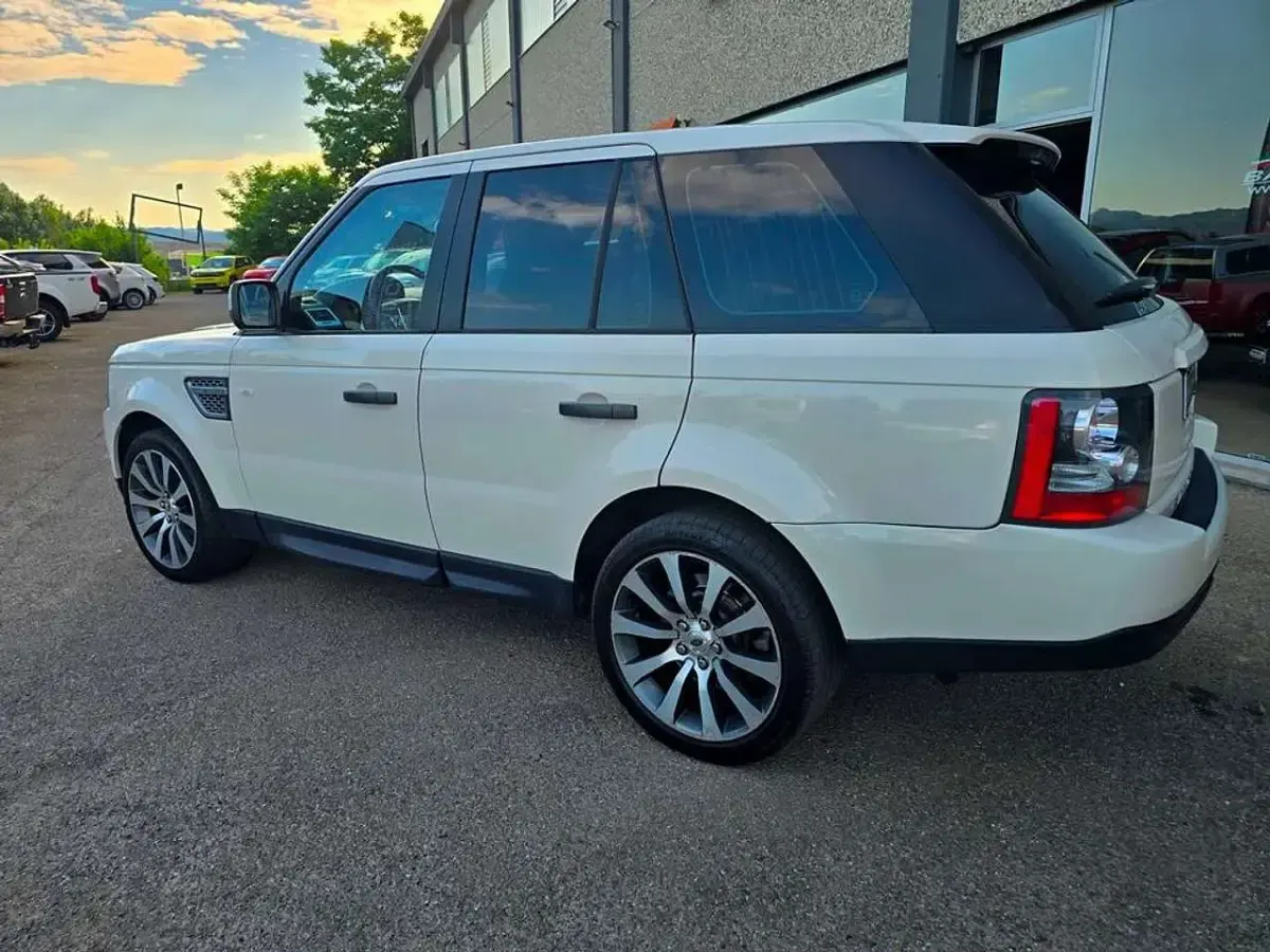 Usata Land Rover Range Rover Autobiography 245 CV (180 kW) 2010 Bianco SUV