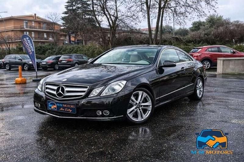 Usata Mercedes E250 Avantgarde 204 CV (150 kW) 2009 Other Coupé