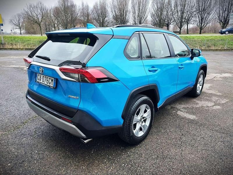 Usata Toyota RAV4 Hybrid Business Edition 178 CV (130 kW) 2020 Blu/azzurro SUV