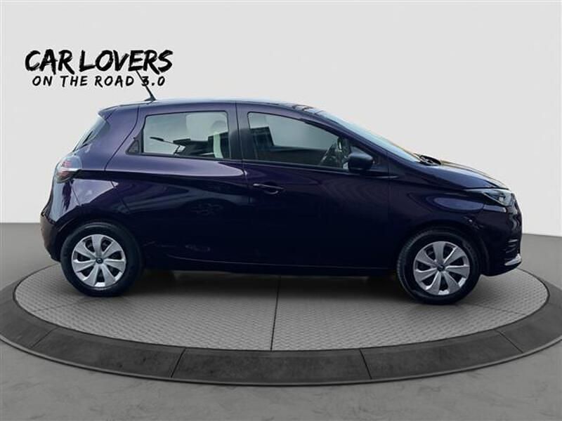 Usata Renault Zoe Life 80 kW (109 CV) 2021 Viola Utilitaria