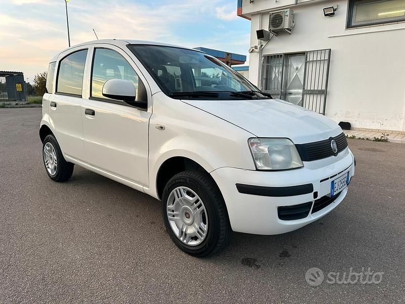 Usata Fiat Panda 4x4 69 CV (50 kW) 2010 Utilitaria