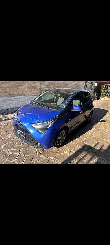 Second-hand Toyota Aygo X-clusiv 69 CP (50 kW) 2019 Hatchback