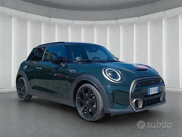 Usata Mini Cooper S Resolute Edition 178 CV (130 kW) 2023 Verde Utilitaria