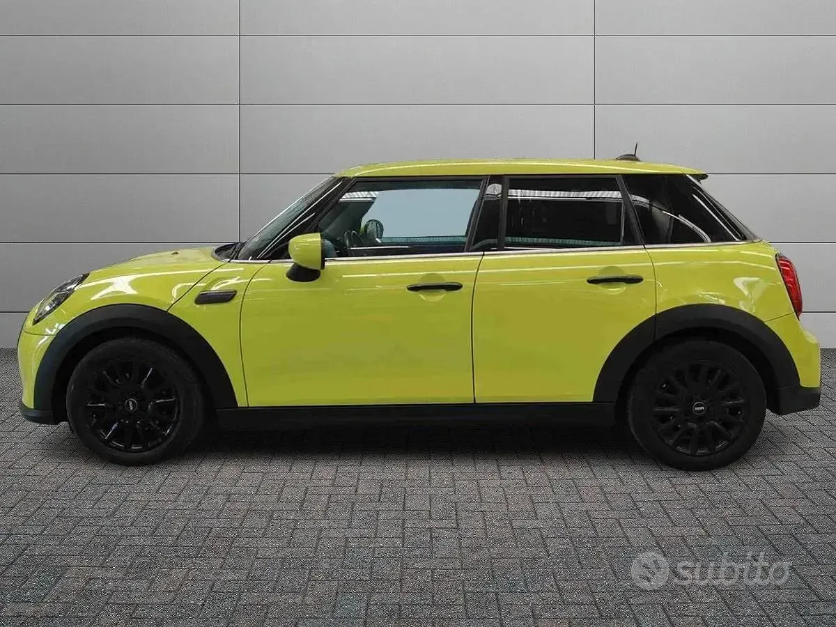 Usata Mini Cooper 136 CV (100 kW) 2023 Giallo Utilitaria