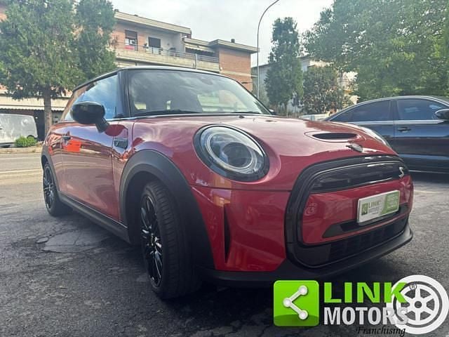 Usata Mini Cooper SE 160 kW (218 CV) 2021 Rosso Utilitaria