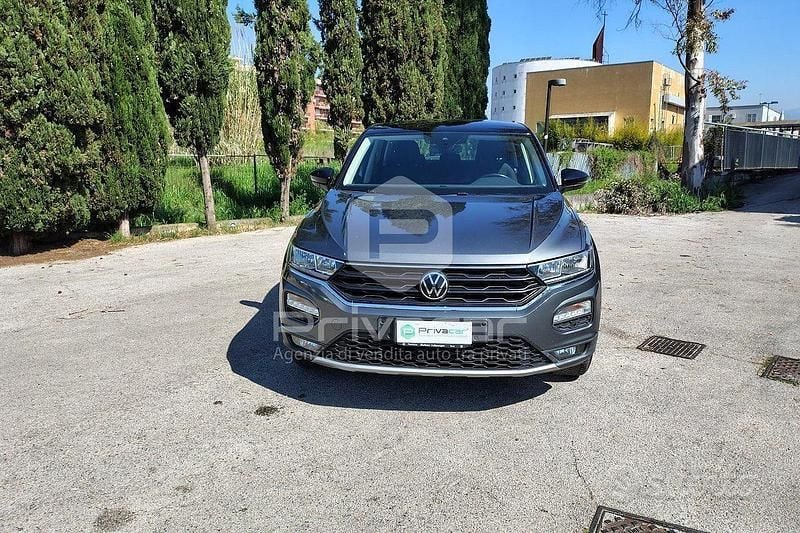 Usata VW T-Roc Business 110 CV (80 kW) 2021 Grigio SUV