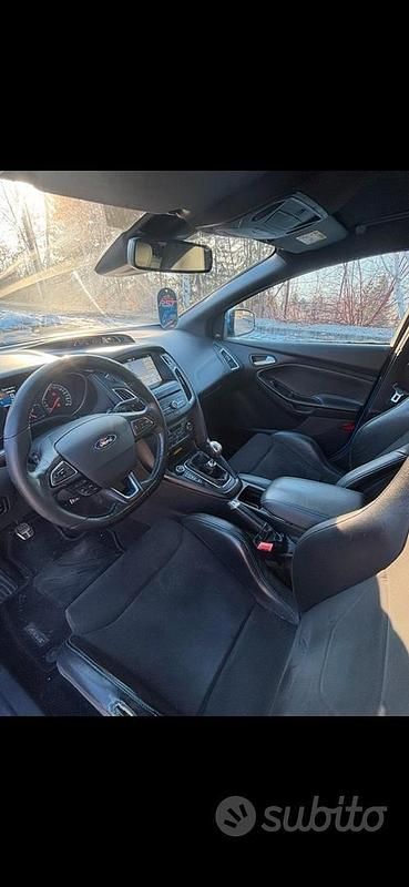 Usata Ford Focus RS 350 CV (257 kW) 2015 Berlina