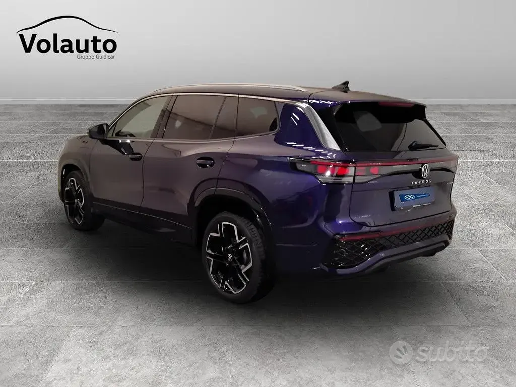 Nuova VW Tayron R-line 204 CV (150 kW) 2025 Verde SUV