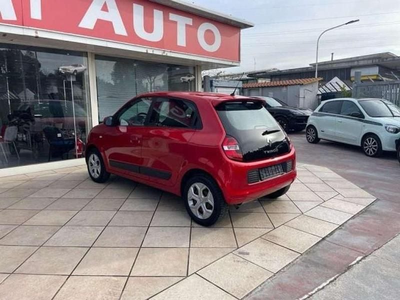 Usata Renault Twingo LIMITED 69 CV (50 kW) 2017 Rosso Utilitaria