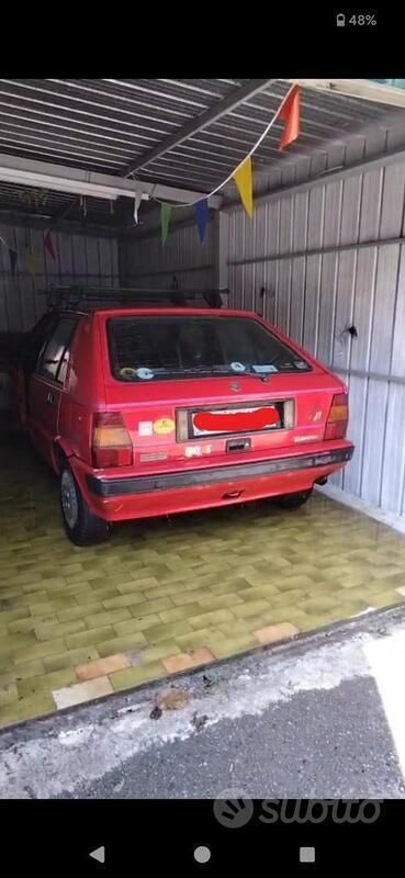 Rosso Usata 1990 Lancia Delta Due volumi | 2500 € - Immagine 1/2