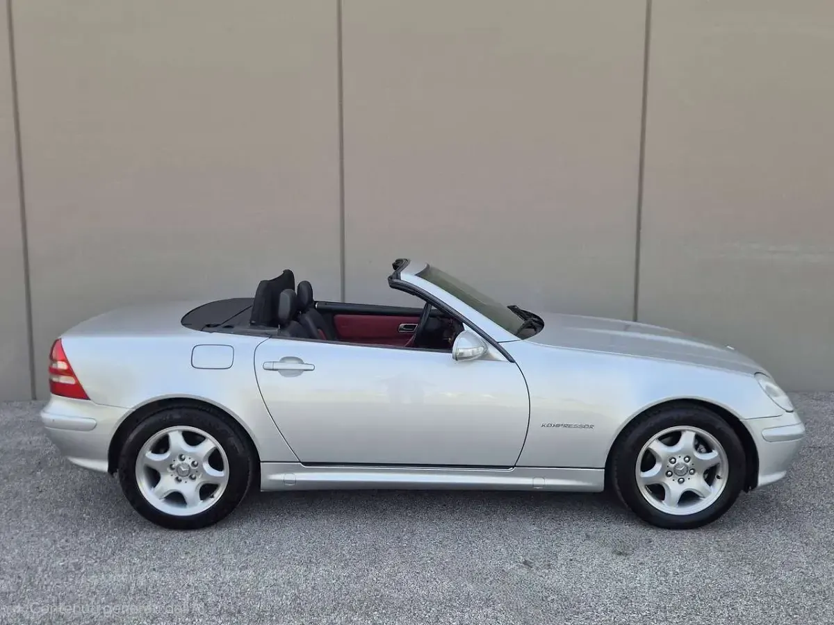 Usata Mercedes SLK200 Edition 163 CV (119 kW) 2000 Argento Cabrio