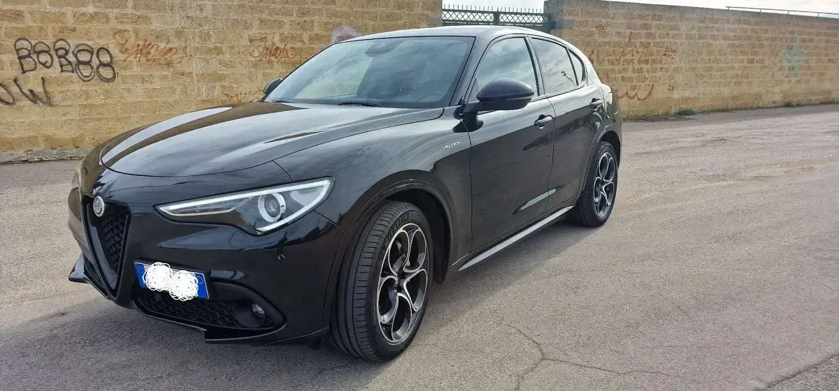 Usado Alfa Romeo Stelvio Veloce 209 CV (153 kW) 2022 SUV