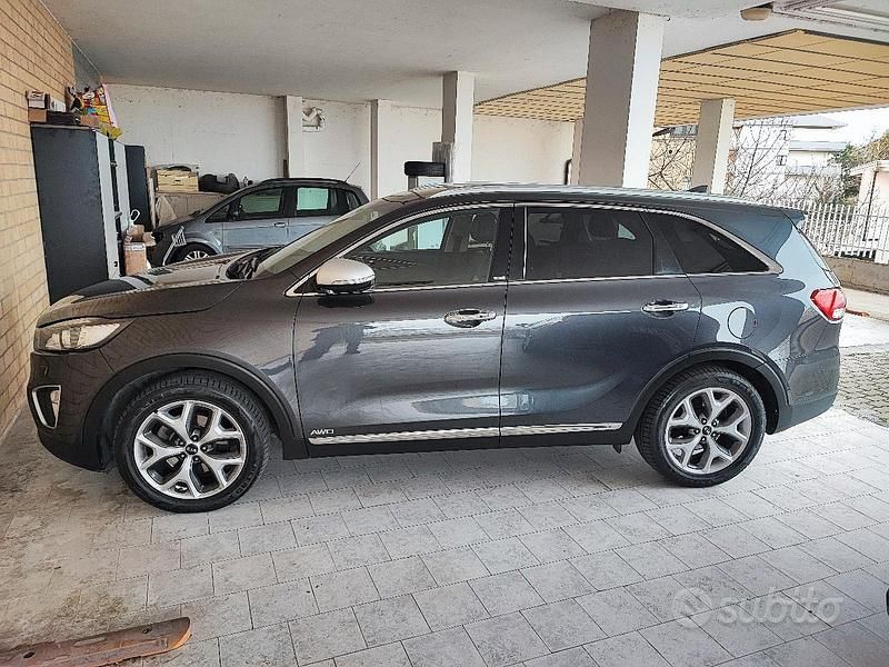 Usata Kia Sorento 200 CV (147 kW) 2015 Nero SUV