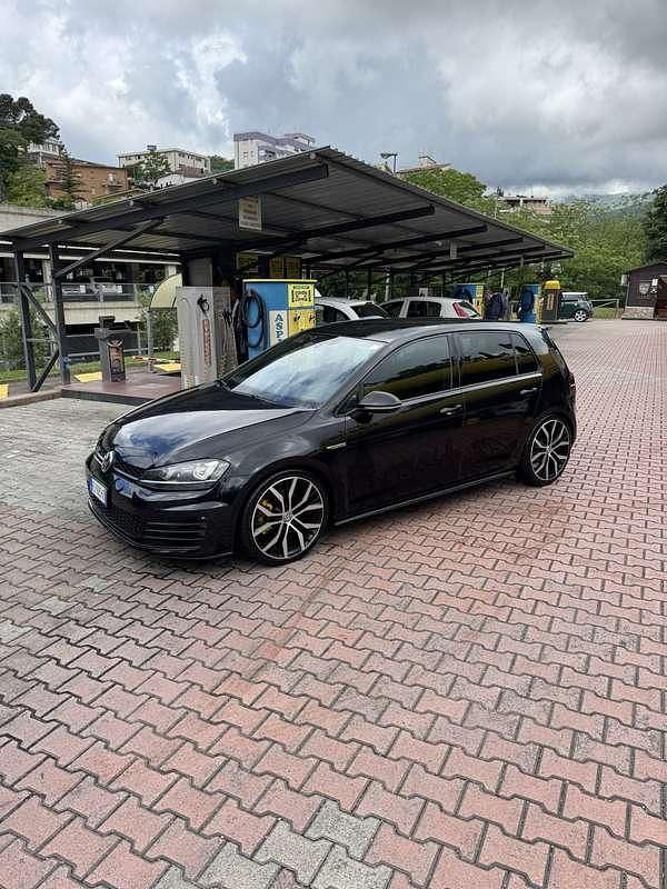 Usata VW Golf VII GTD 184 CV (135 kW) 2015