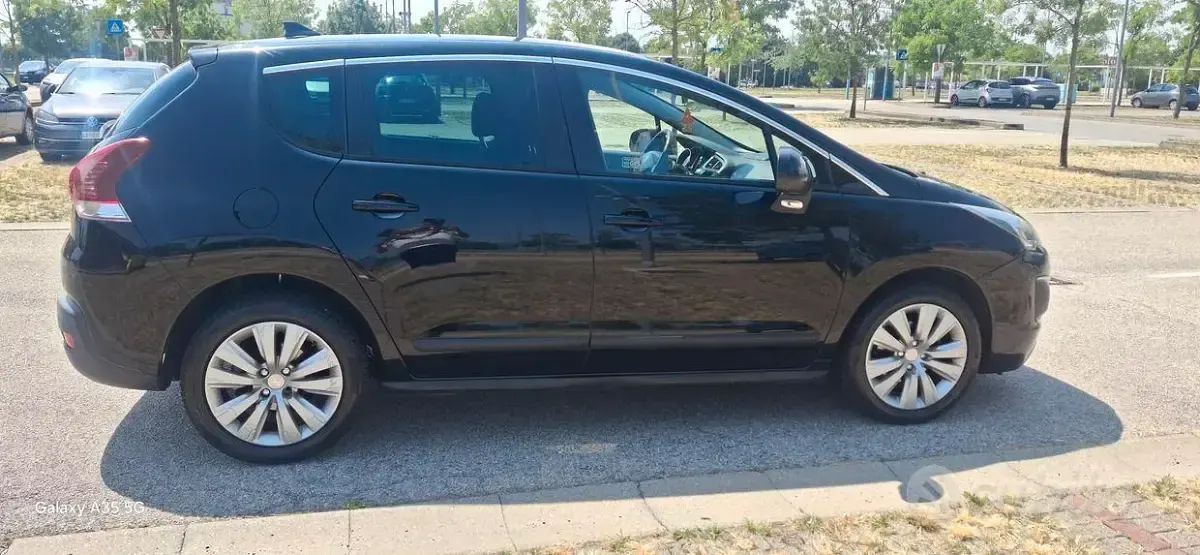 Usata Peugeot 3008 115 CV (84 kW) 2014 Nero Station wagon