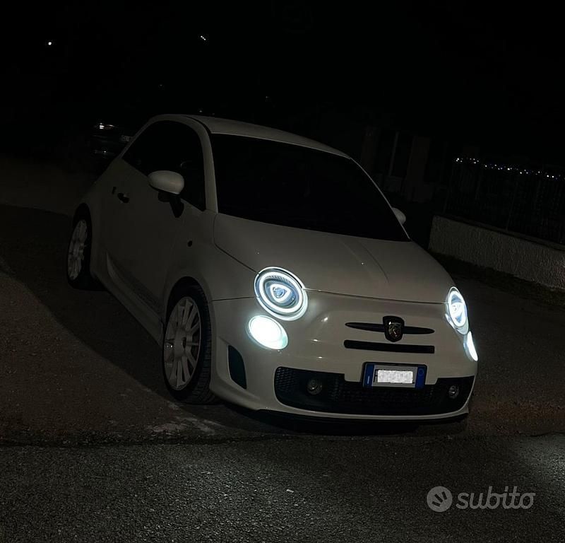Usata Abarth 500 Esseesse 250 CV (183 kW) 2009 Bianco Berlina