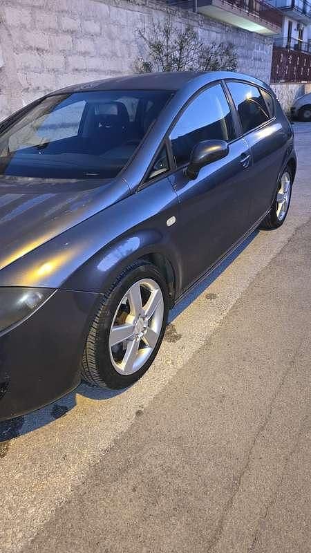 Gebraucht Seat Leon Reference 140 PS (102 kW) 2005 Grau Kleinwagen