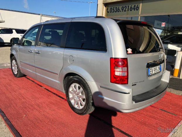 Chrysler grand voyager 2010