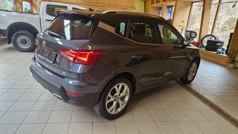 Usata Seat Arona FR 95 CV (69 kW) 2024 Grigio SUV