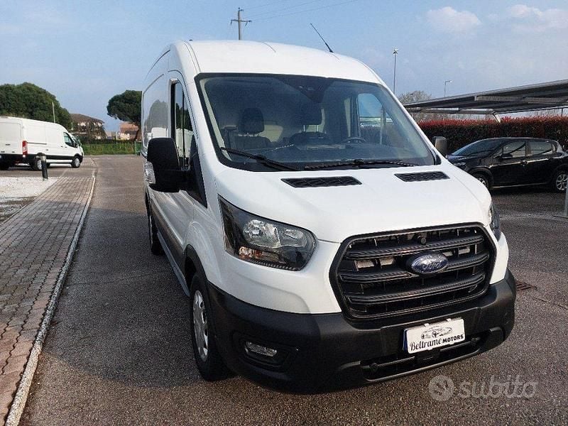 Usata Ford Transit Trend 131 CV (96 kW) 2022 Bianco Berlina