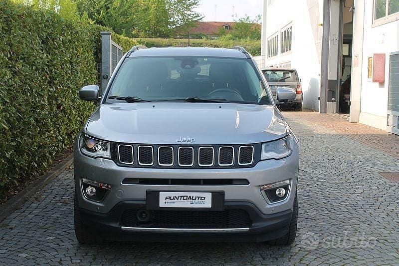 Occasion Jeep Compass Limited 140 ch (102 kW) 2020 Gris SUV