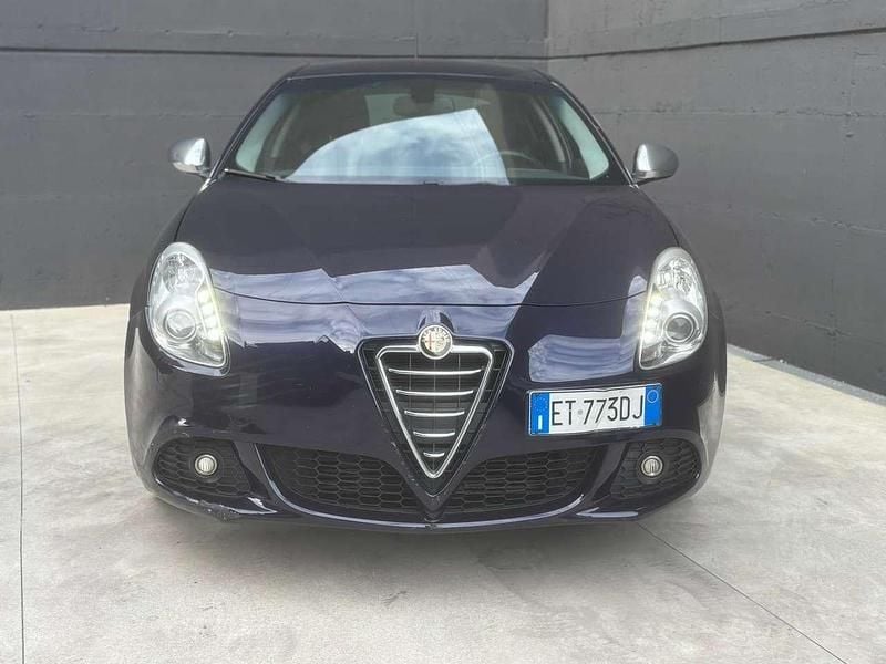 Usata Alfa Romeo Giulietta Exclusive 170 CV (125 kW) 2014 Blu/azzurro Utilitaria